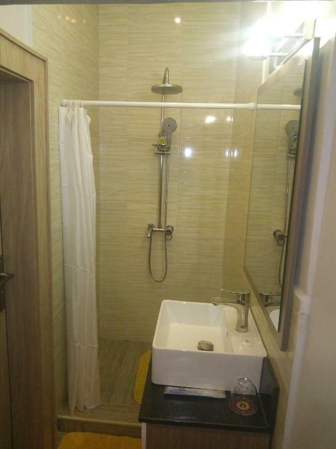 Moz One Executive Guest Rooms Agadez Mobushipe Extérieur photo